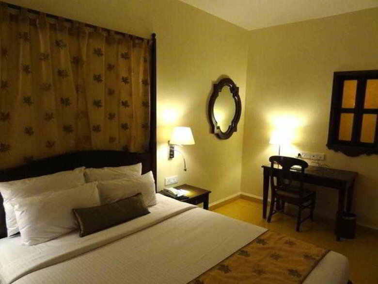 Hotel Sun N Sand Goa