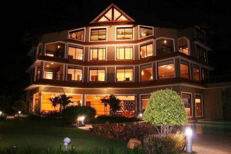 Hotel Sun N Sand Goa