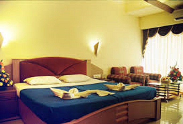 Hotel Silver Sands Beach Resort
