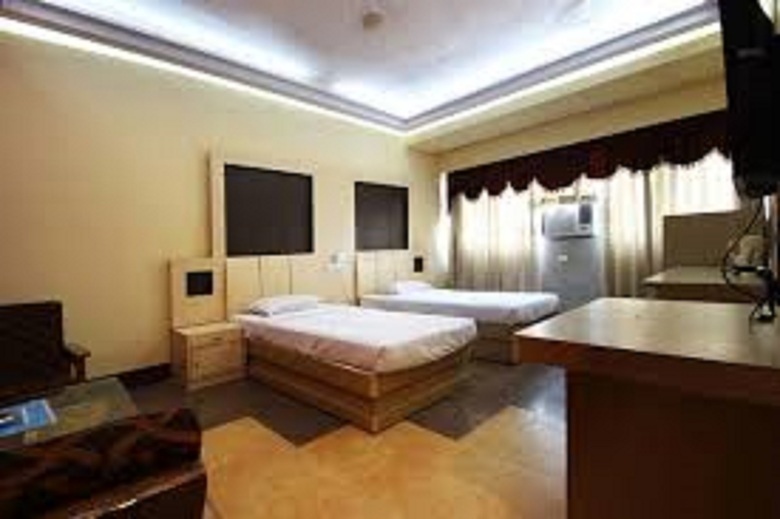 Hotel Silver Sands Beach Resort