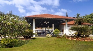 Hotel Dona Sylvia Beach Resort