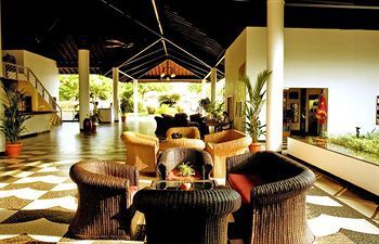 Hotel Dona Sylvia Beach Resort