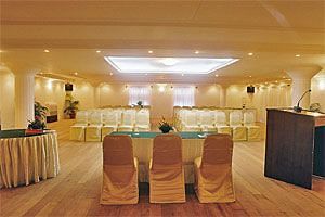 Hotel Dona Sylvia Beach Resort