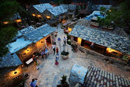 Dalmatian Star Homes