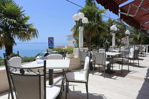 Hostal Triple Room Podstrana 10302e