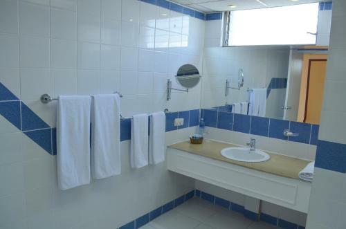 Hotel Tambo Real