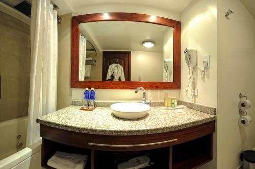 Hotel Howard Johnson La Carolina