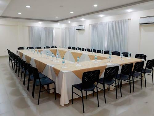 Hotel Palmira Inn