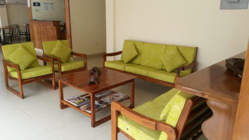 Hotel Palmira Inn