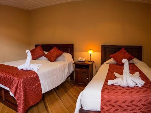 Hotel Hostal Calle Angosta Ecuador