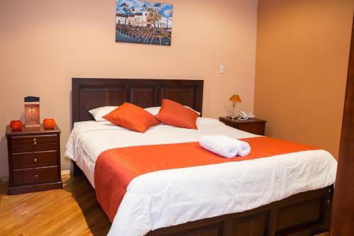 Hotel Hostal Calle Angosta Ecuador