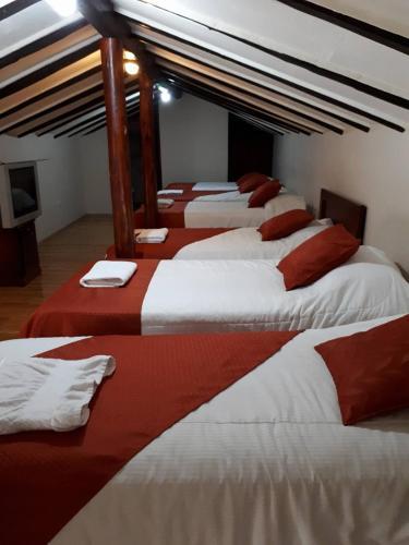Hotel Hostal Calle Angosta Ecuador