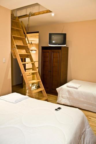 Hotel Hostal Calle Angosta Ecuador