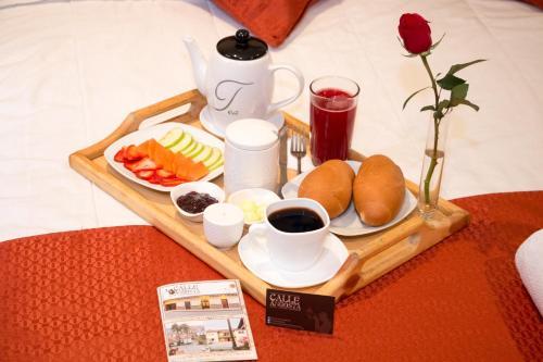 Hotel Hostal Calle Angosta Ecuador