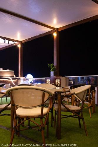 Jewel Mandara Apartments