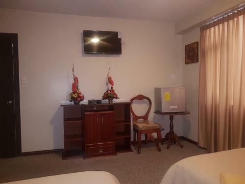 Colony Inn Hotel