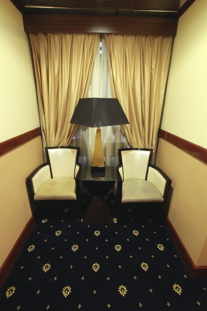 Al Khaleej Grand Hotel