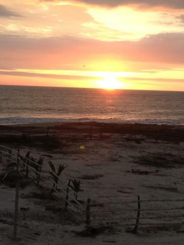 Apartamento Betty's Beach Condominium