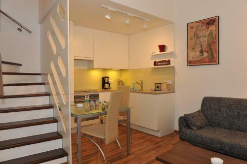 Apartamentos Studio Mija Tour As