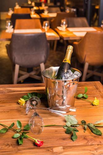 Barok Hotel And Apartments