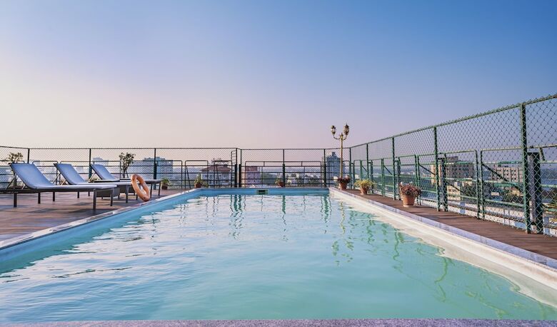 Hotel Travancore Court