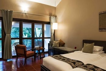 Hotel Muthoot Cardamom County
