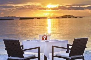 Hotel Sheraton Maldives Full Moon Resort