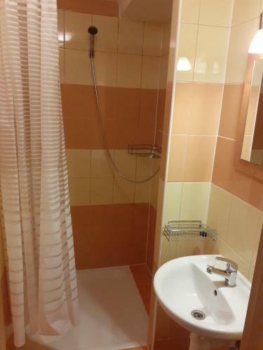Albergue Ubytov?a Tavros