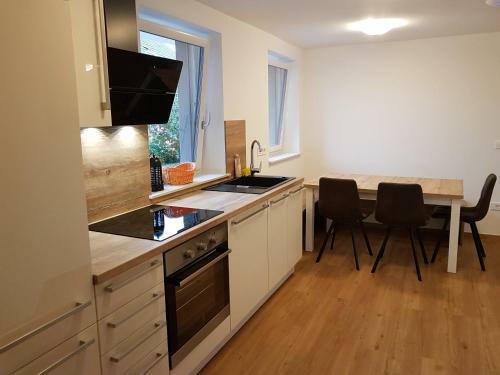 Hostal Apartments Maria