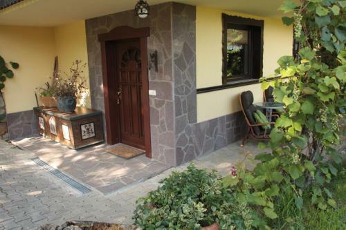 Hostal Apartments Maria