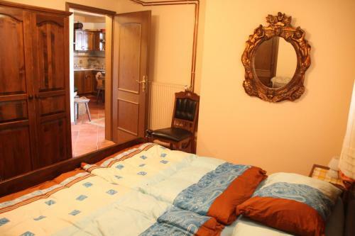 Hostal Apartments Maria