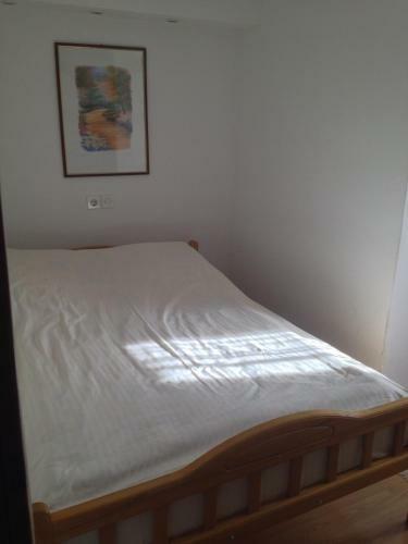 Hostal Guesthouse Stremljan