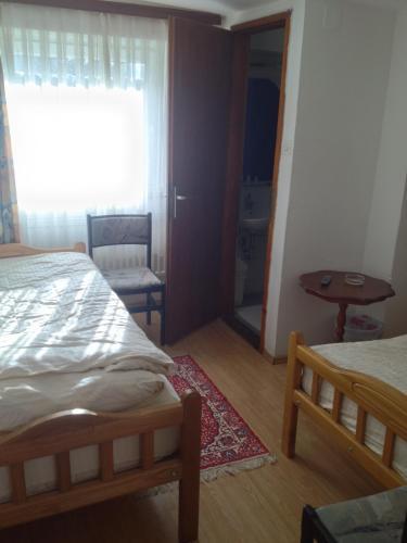 Hostal Guesthouse Stremljan