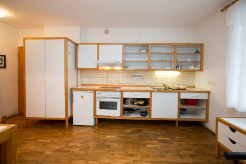 Apartments By Savica