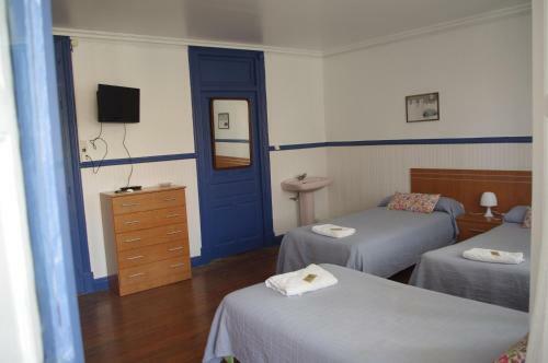 Hostal Pensi�n "la Marina"