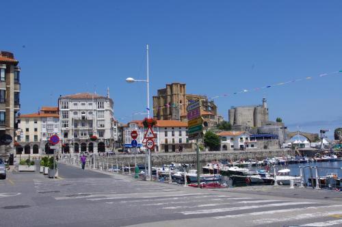 Hostal Pensi�n "la Marina"