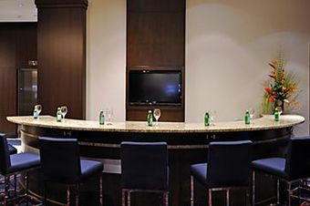 Holiday Inn Express Hotel  Suites Toronto - M