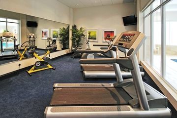 Holiday Inn Express Hotel  Suites Toronto - M