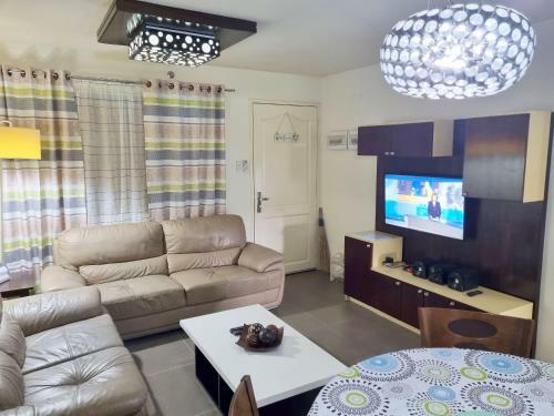 Apartamentos Amalfi Oasis Seaside Cebu