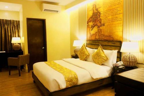 Palm Grass Hotel
