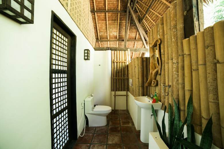 Hostal Fox & The Firefly Cottages