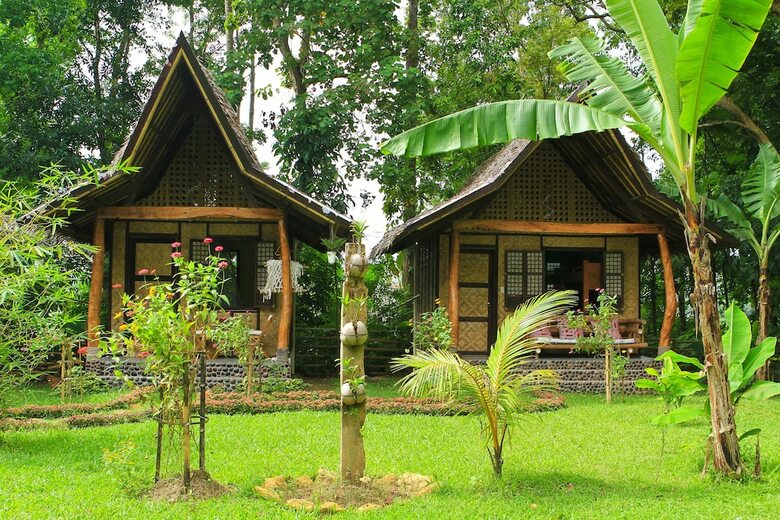 Hostal Fox & The Firefly Cottages