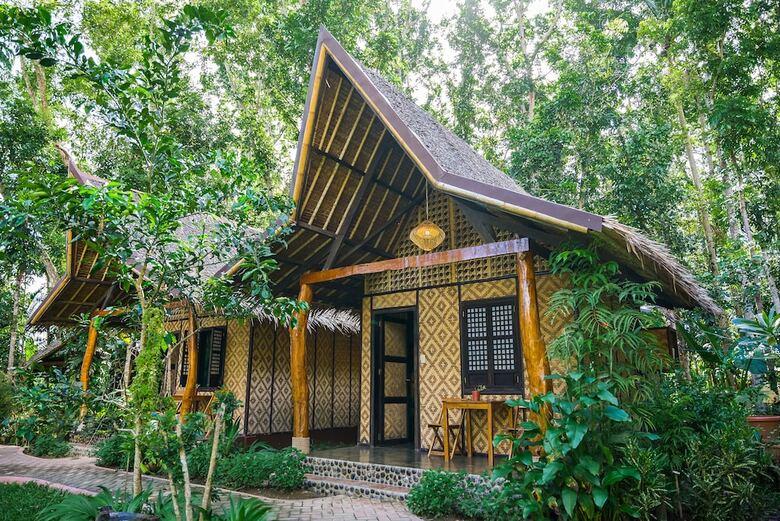 Hostal Fox & The Firefly Cottages