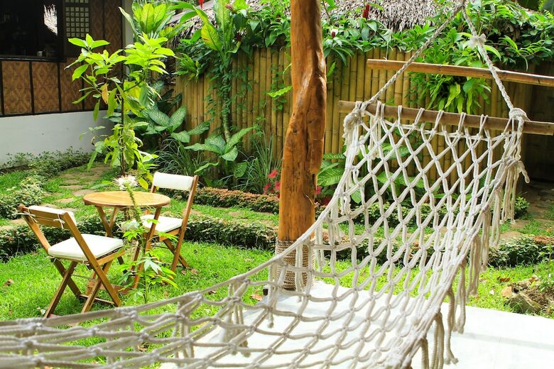Hostal Fox & The Firefly Cottages