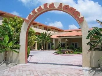 Hotel Banana Beach Resort