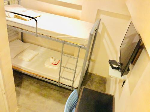 Posada Hometown Hotel - Lacson Bacolod