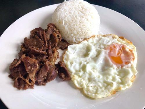 Posada Hometown Hotel - Lacson Bacolod