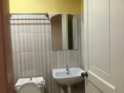 Hostal Dayview Tourist Home