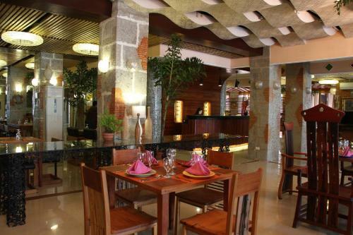 Imerex Plaza Hotel