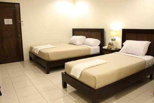 Imerex Plaza Hotel